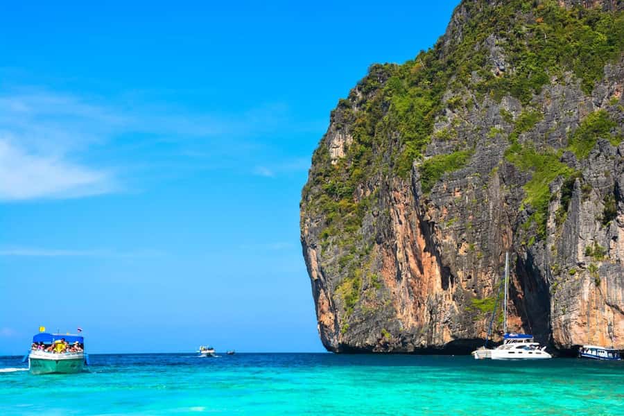 Phuket: Speedboat Day Trip to Phi Phi and Maya Bay - What the $55 Phuket to Phi Phi trip really offers