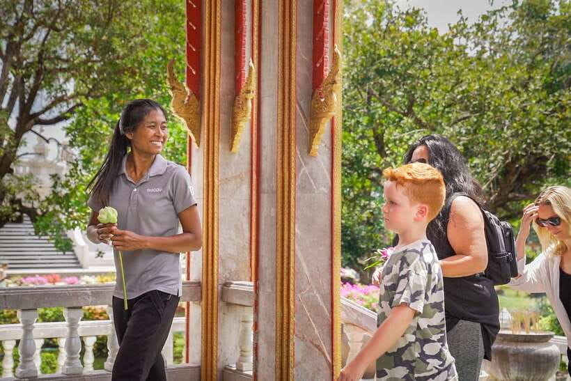 Phuket: Wat Chalong, Viewpoint, and Old Town Guided Tour - Karon Viewpoint and Phuket’s coastal panoramas