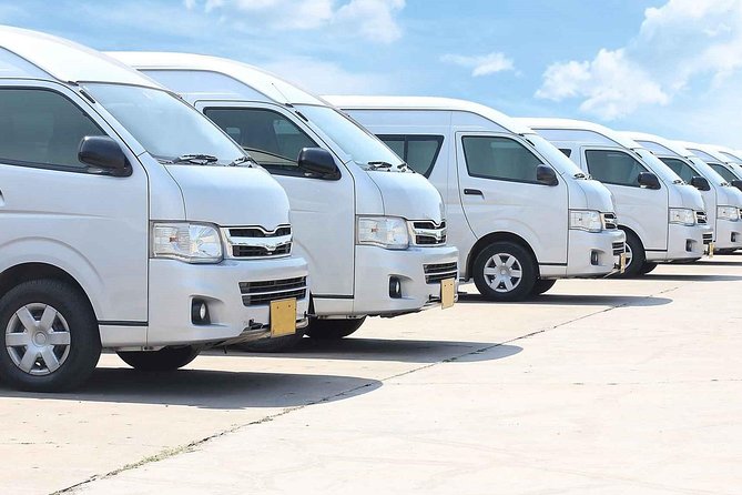 Private Airport Pickup: Suvarnabhumi (BKK) to Your Hotel - Meeting your driver at Suvarnabhumi