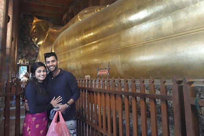 Private Bangkok City Tour Full Day With The Grand Palace - Pak Khlong Flower Market: Bangkok away from the monuments