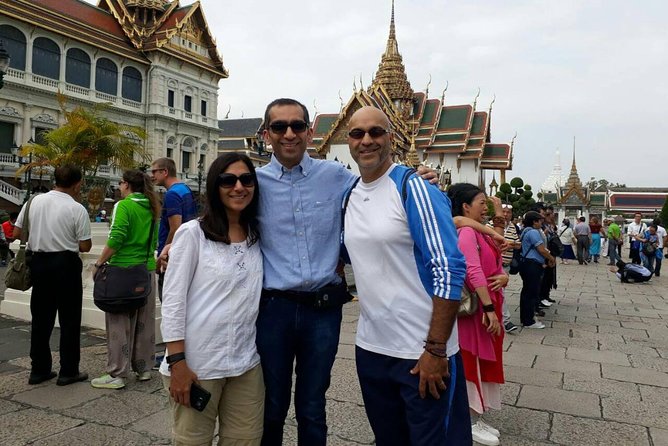 Private Bangkok City Tour Full Day With The Grand Palace - Lunch, water, and the practical rhythm of the day