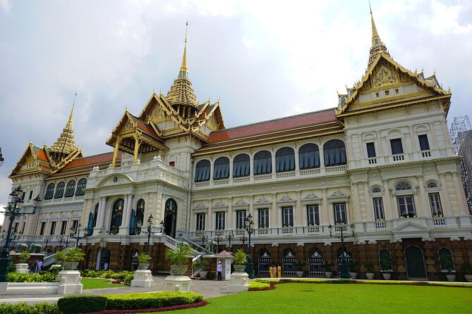 Private Bangkok City Tour One Day With The Grand Palace - The Grand Palace and the Emerald Buddha