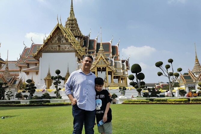 Private Best of Bangkok Full Day Highlights City Tour - What the private vehicle adds to the day