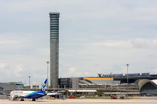 Private Departure Transfer : from Bangkok Hotel to Airport - How much value do you get for $31.74?