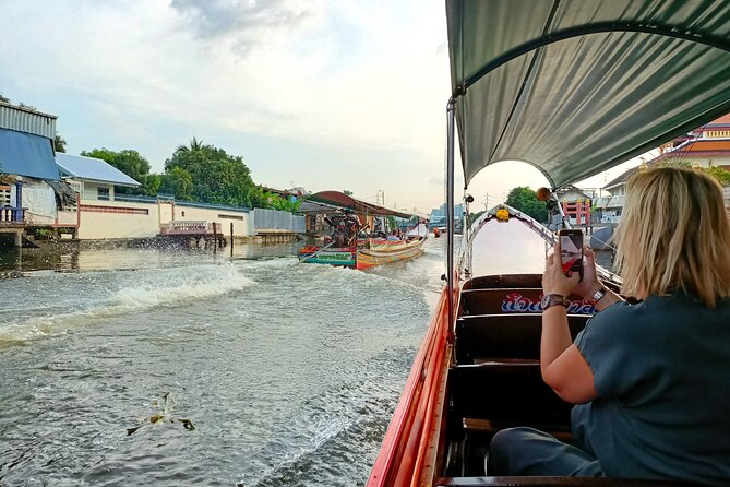 Private Mysterious Bangkok & Grand Palace, Tuk Tuk, Boat & Lunch - Amulet Market: a small stop with local meaning