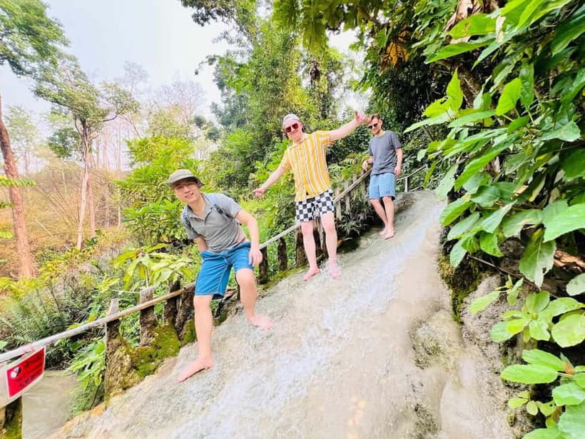 Private : Sticky Waterfall & Secret Temple & Karen Village. - How the five-hour schedule works
