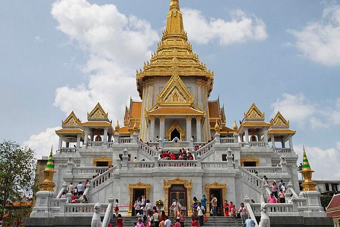 Private Tour: Damnoen Saduak Floating Market and Bangkok City Temples - Wat Traimit and the solid-gold Buddha