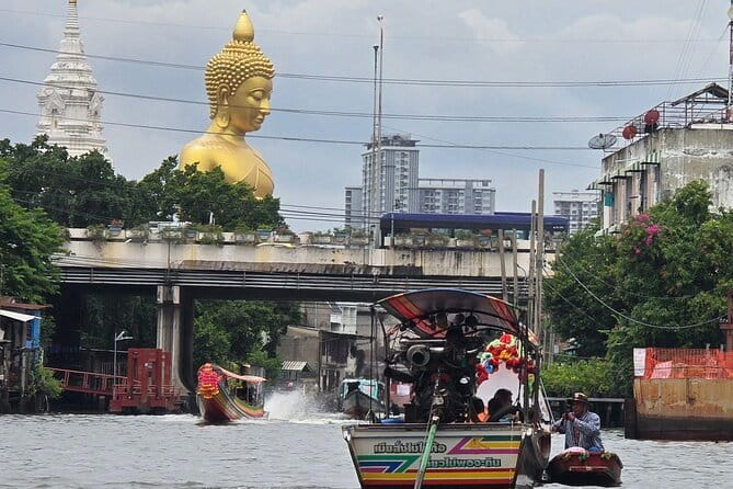 Private Tour to Pho Temple, Arun Temple and Canal Tour - Crossing to Wat Pho and the Reclining Buddha