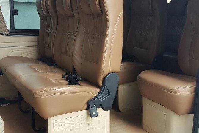 Private transfer from Hotel in Bangkok to BKK Airport - Choosing between a sedan and minivan