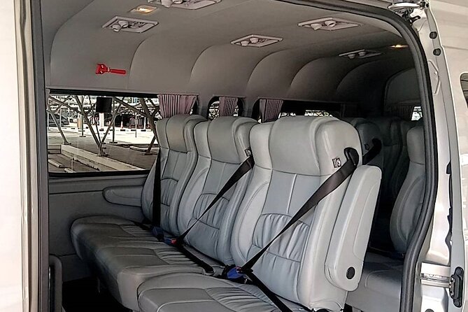 Private Transfer from Hotel to Bangkok Airport incl. tollway - What the airport arrival is like