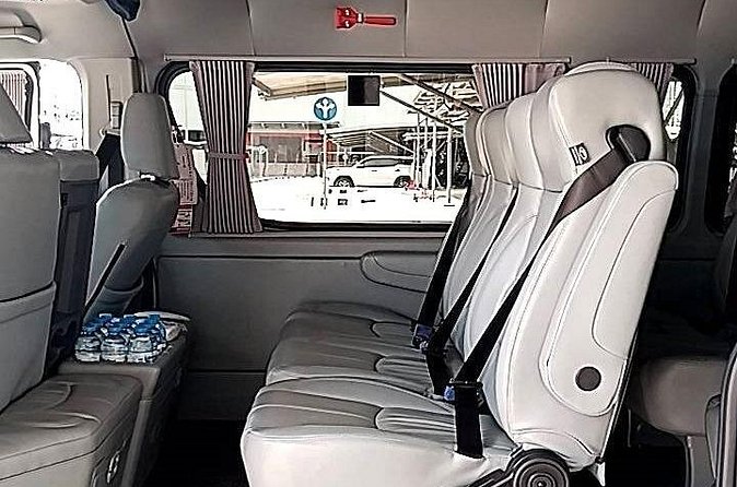 Private Transfer from Hotel to Bangkok Airport incl. tollway - Communication, punctuality, and small service details