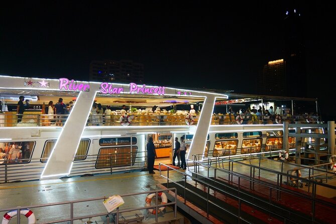 River Star Princess Dinner Cruise: Bangkok Chao Phraya River - Why a Bangkok river cruise works after dark