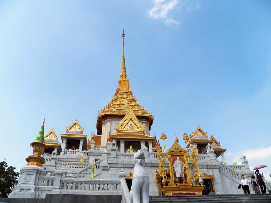 Shared Tour: Wat Pho, Wat Traimit and Wat Benchamabophit - Why these three temples work well together