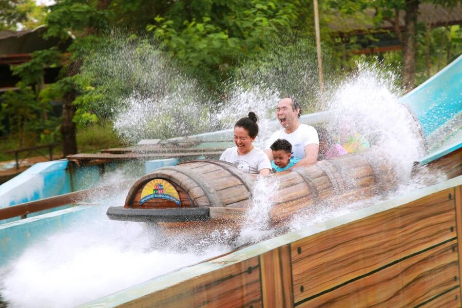Siam Amazing Park: Water Park Ticket and Buffet Lunch - Who will enjoy Siam Amazing Park most?