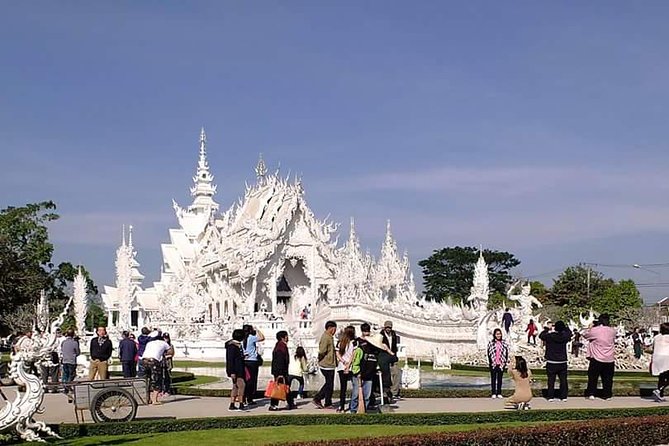 Sightseeing Join Tour Chiang Rai / PICK UP ONLY IN CHIANG RAI - Wat Rong Suea Ten, the Blue Temple
