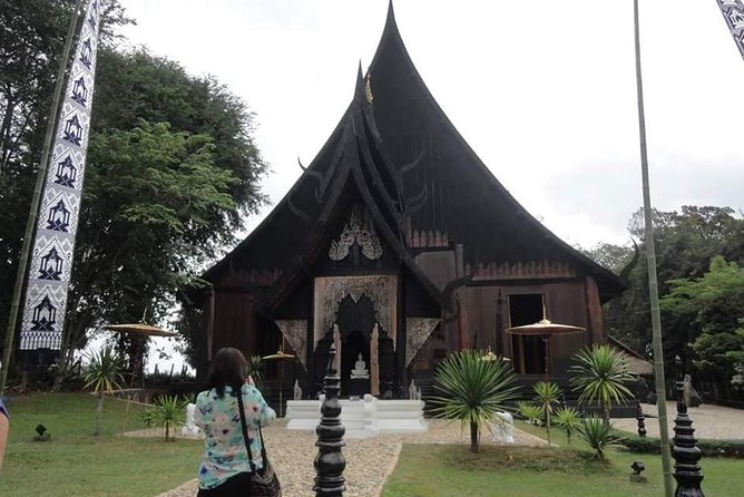 Sightseeing Join Tour Chiang Rai / PICK UP ONLY IN CHIANG RAI - Wat Rong Khun, Chiang Rai’s White Temple