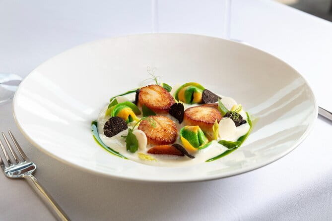 Sirocco Rooftop: "Hangover" Iconic Sky Dining Experience - Choosing between the three-course and five-course menus