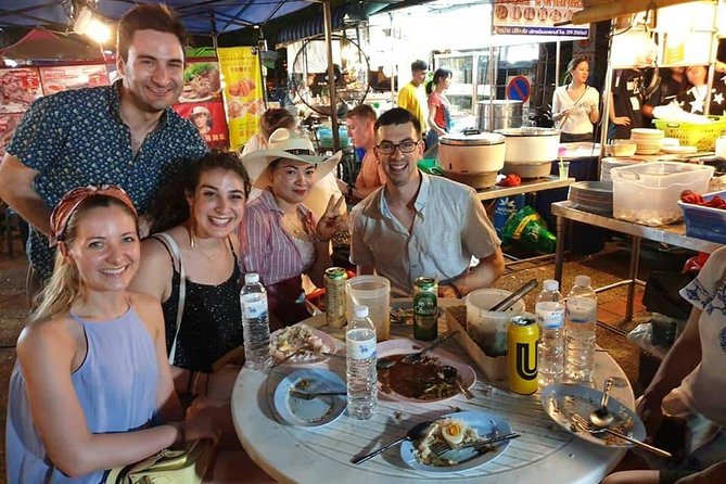 Small-Group Chiang Mai Evening Street Food Tour - Why this tour works best when you arrive hungry