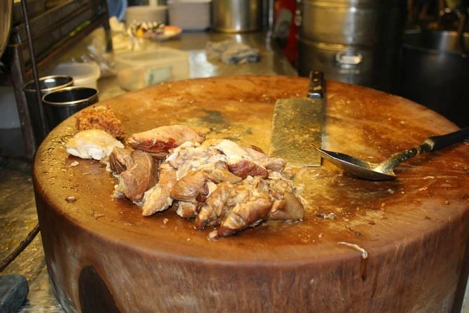 Small-Group Chiang Mai Evening Street Food Tour - Walking through the evening markets