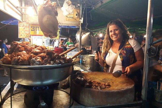 Small-Group Chiang Mai Evening Street Food Tour - How much food you actually get