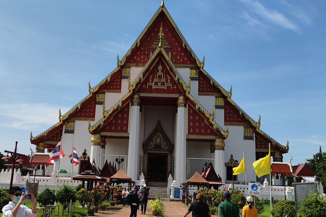 Small Group Tour to Ayutthaya Temples from Bangkok with Lunch - Wat Phra Sri Sanphet and the royal precinct