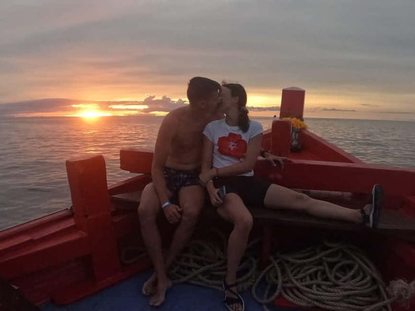 Snorkeling Tour with meals and BBQs - Cocktail - Sunset⭐⭐⭐⭐⭐ - BBQ, cocktail, and sunset from the upper deck
