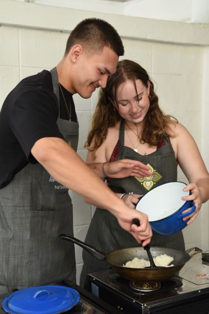 Sukhumvit: Hands-on Thai Cooking Class & Market Tour in BKK - Four dishes means a generous meal
