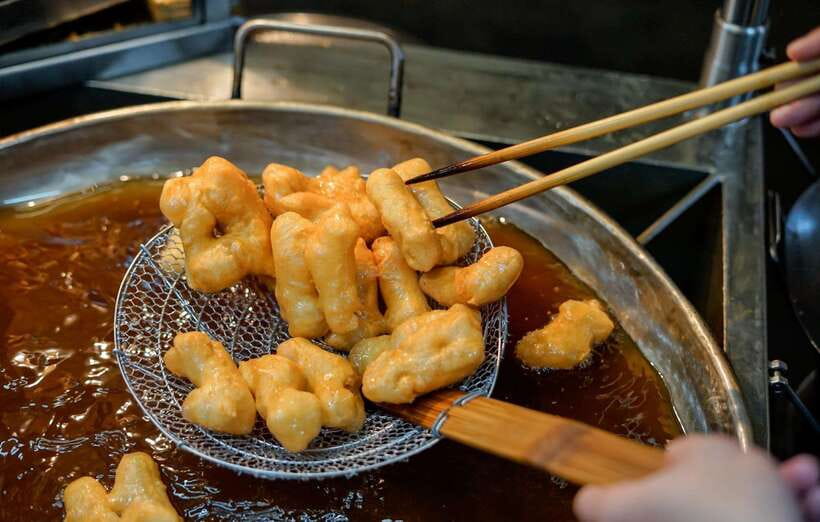 Taste of Bangkok: A 3-Hour Chinatown Food Feast - Eating your way through Yaowarat
