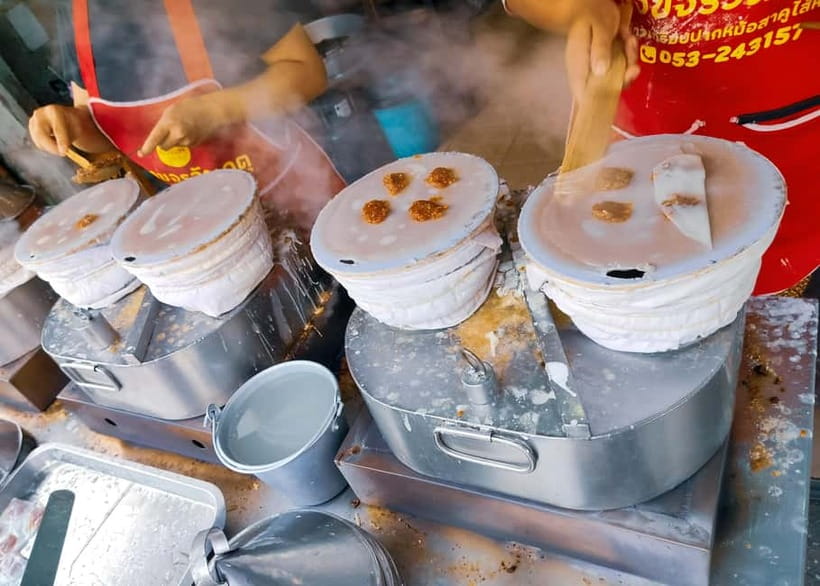 Taste of Chiang Mai: Michelin Guide & Street Food Tour - Key points at a glance