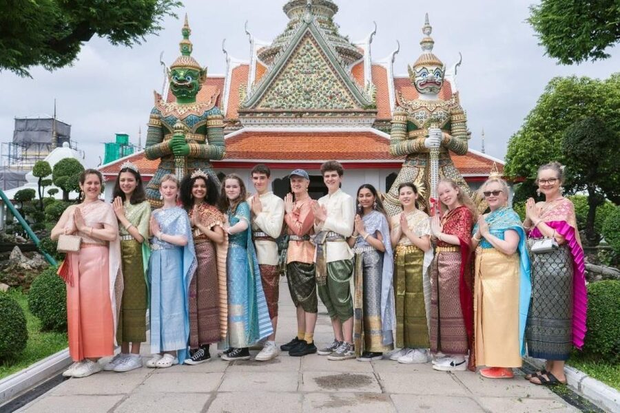 Thai Costume Rental - Taking the outfit beyond the temple