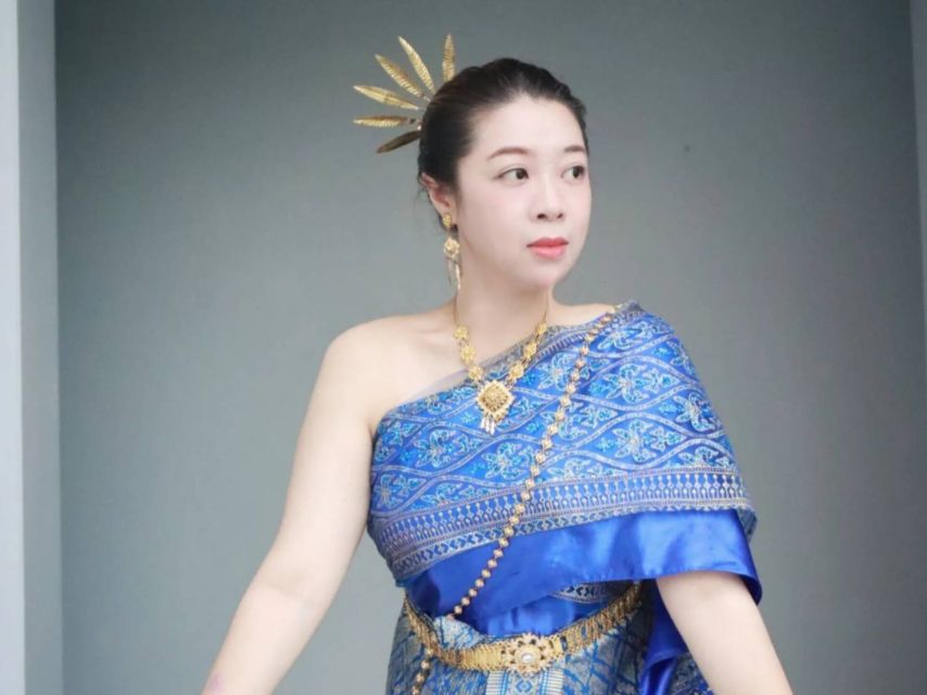 Thai Costume Rental - Planning the day without hair and makeup