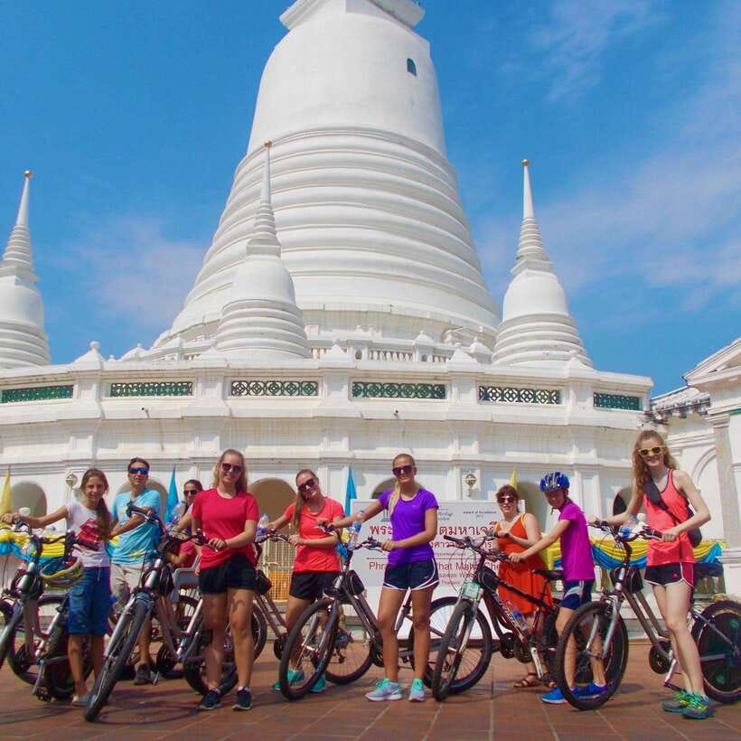 Thai culture and Bangkok local life guided bike tour - Starting near Hua Lamphong Station