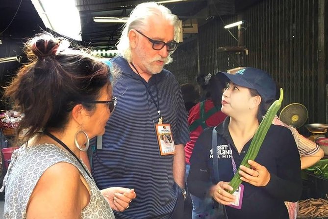 Thai Street Food & Morning Market Walking Tour in Hua Hin - What the small group and transport mean in practice