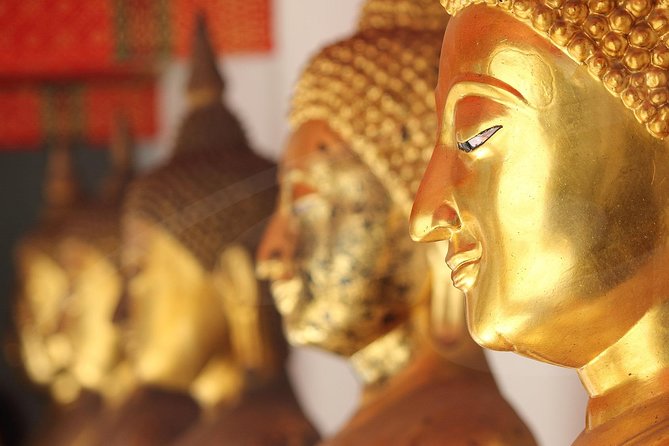 The Grand Palace, Wat Phra Kaew, Wat Pho Tour with Massage option - Heat, clothing, and the walking involved