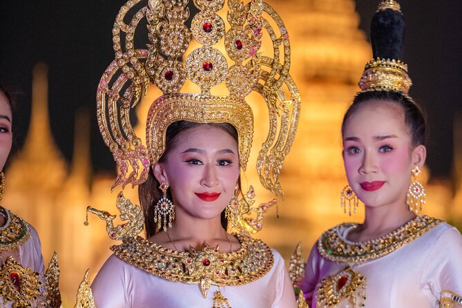 The Newest Luxury 5-Star Bangkok Chao Phraya Dinner Cruise - Thai dance, live music, and a friendly finish