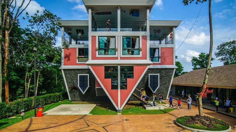The Upside Down House: Phuket’s Must-See Attraction - Photo opportunities are worth planning around