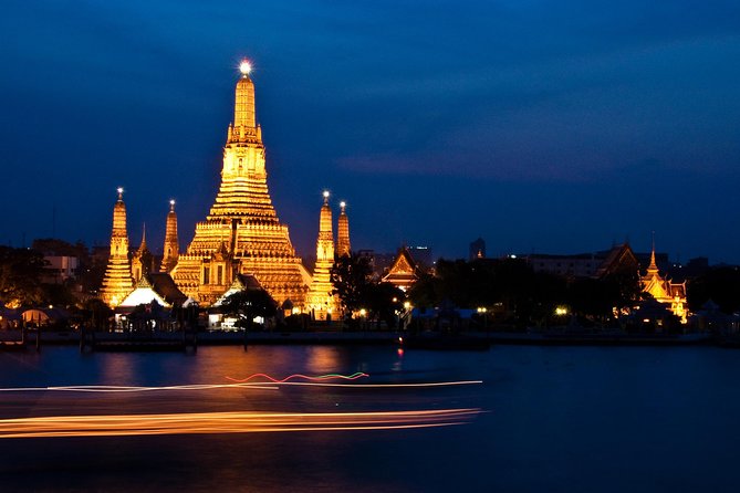 The White Orchid: Chao Phraya Dinner Cruise Experience - Wat Arun and the Grand Palace from the river