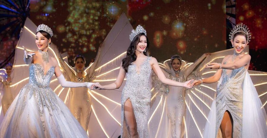 Tiffany's Show Pattaya: Cabaret Show Entry Ticket - Pattaya’s long-running cabaret tradition