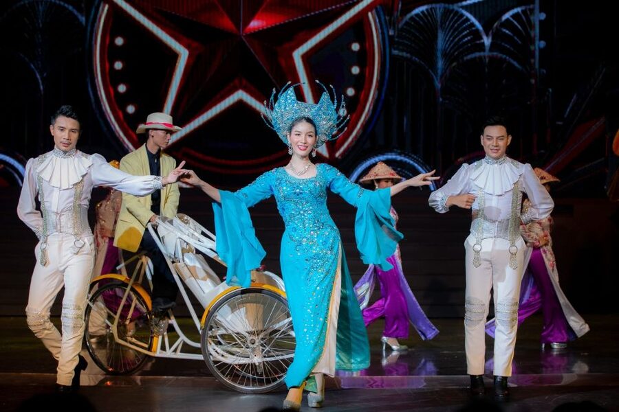 Tiffany's Show Pattaya: Cabaret Show Entry Ticket - What the 75-minute performance feels like