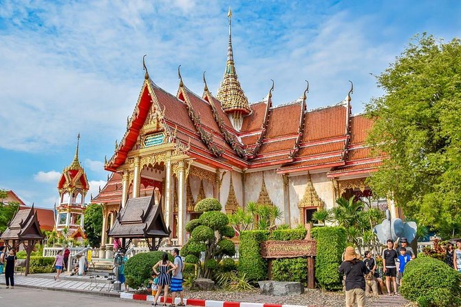 Travstore Original Phuket Discovery Tour - Shared Half Day City Tour - Guides, drivers, and the language question