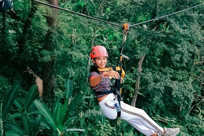 World B+ (Zipline 18 Platforms + Roller + Sky Walk with World Set Menu ) - Staff, equipment, and the first-timer question